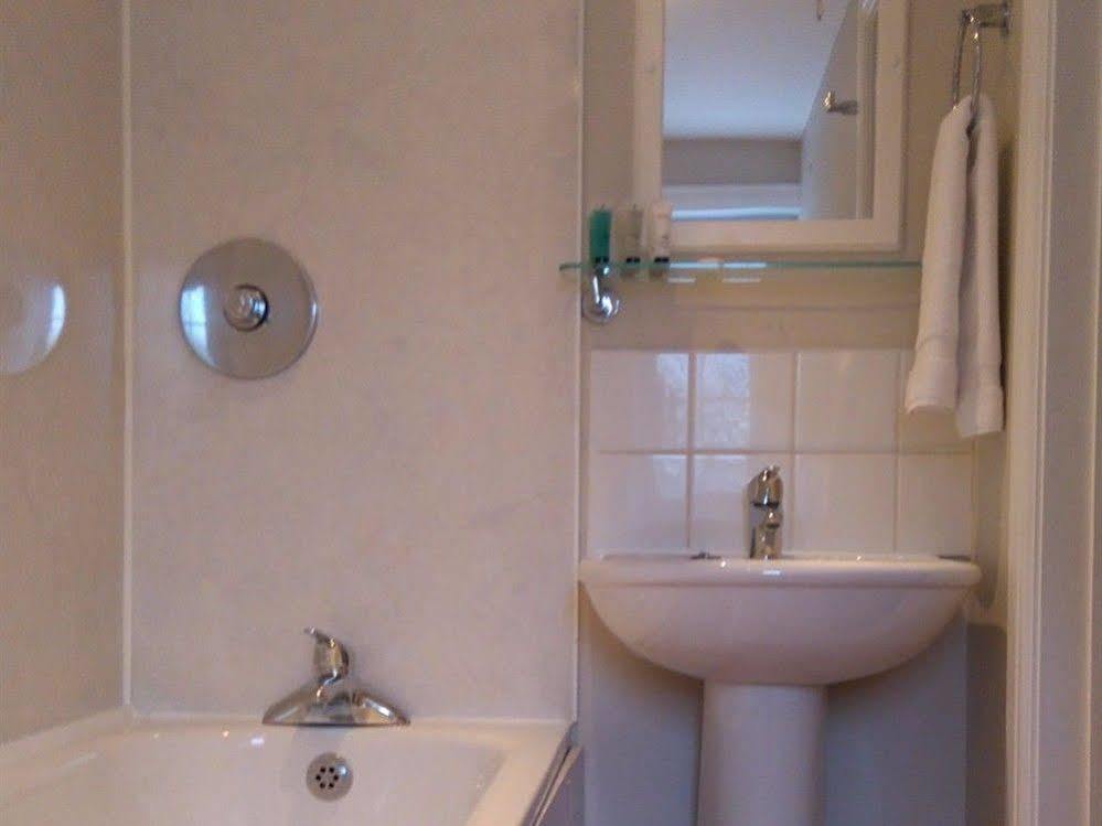 The Shoe Inn Plaitford ภายนอก รูปภาพ