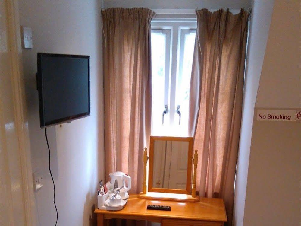 The Shoe Inn Plaitford ภายนอก รูปภาพ