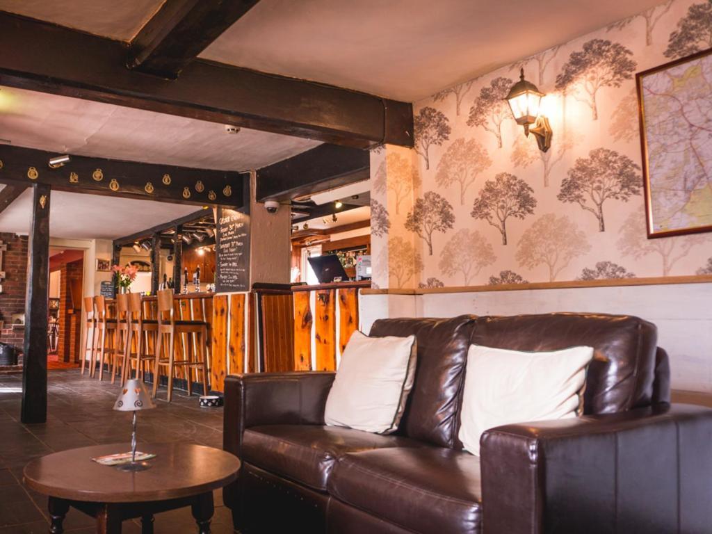 The Shoe Inn Plaitford ภายนอก รูปภาพ
